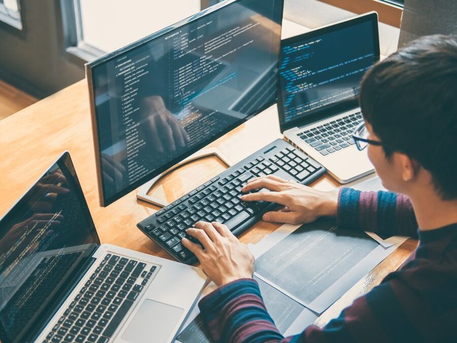 Maatwerk website laten maken – waar moet je op letten?